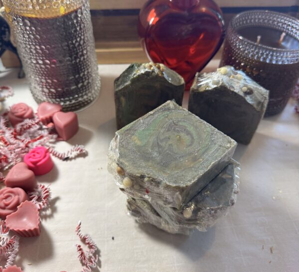 Men’s club goats milk soap