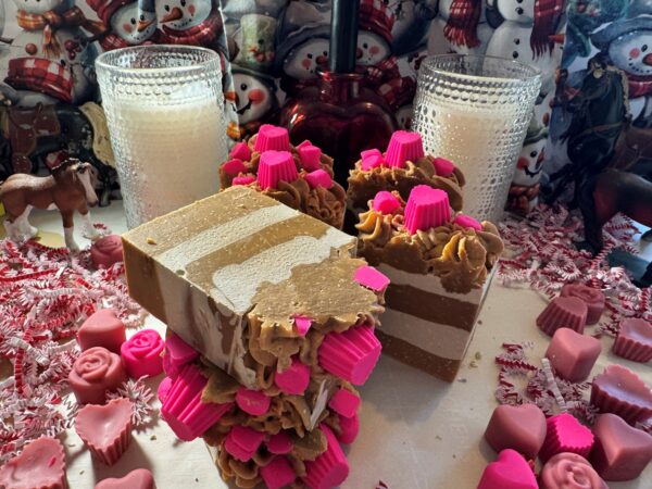 Vegan Silk Oak Vanilla Goats Milk soap - Image 2